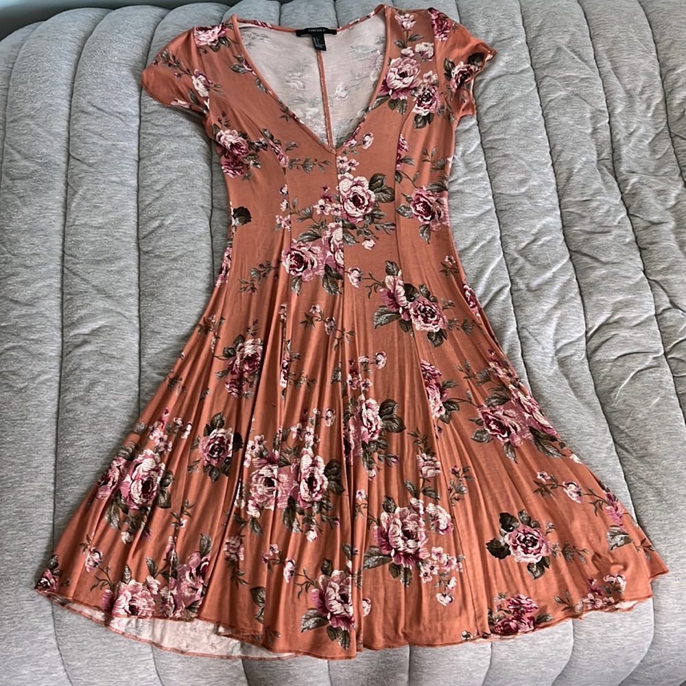 Floral dress size small